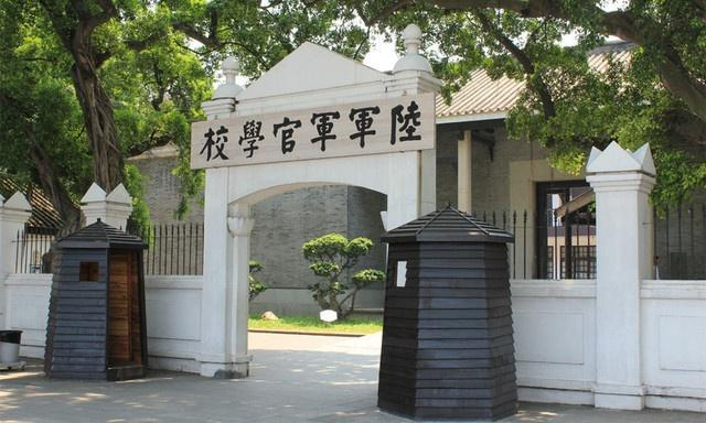 【经烈焰，受钳锤，为金者不说苦】红数科技拓展凝聚之旅！