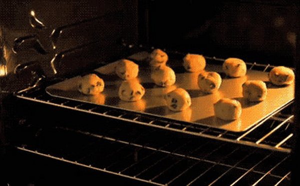 蛋糕培训学校告诉烤箱如何用