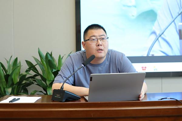 楚　惬 | 研究员