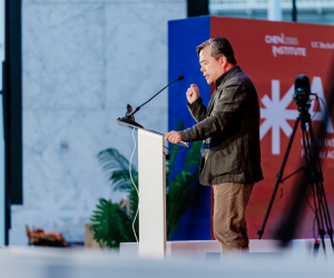 陈天桥宣布10亿美元算力支持发现式智能