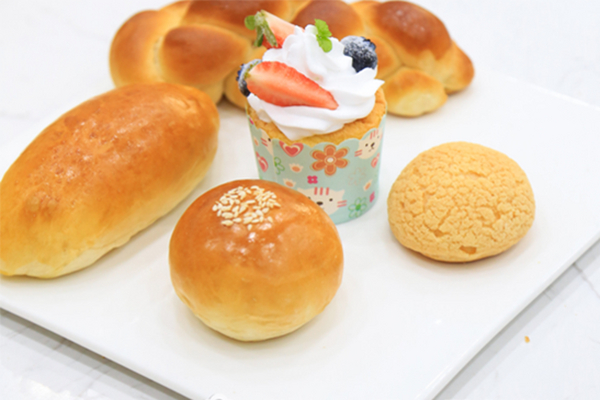 烘焙学校学费多少