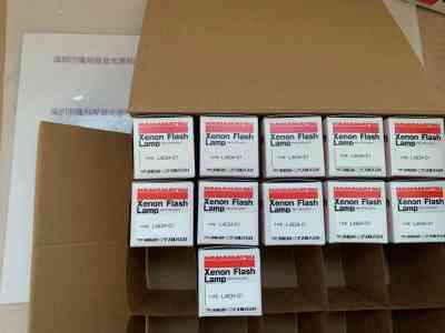 HAMAMATSU滨松  闪烁氙灯   L4634-01