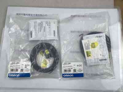 OMRON欧姆龙   E3Z-LR61  通信继电器