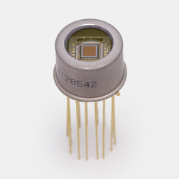 HAMAMATSU滨松    G12242-0707W  InGaAs 面阵图像传感器