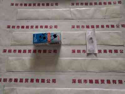 OSRAM欧司朗    64250 6V20W  灯泡