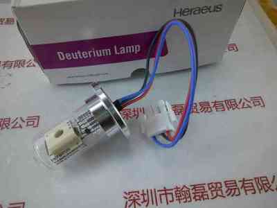 HERAEUS贺利氏   XD5665-10J  氘灯