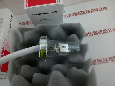 滨松HAMAMATSU 氘灯 L6300-51