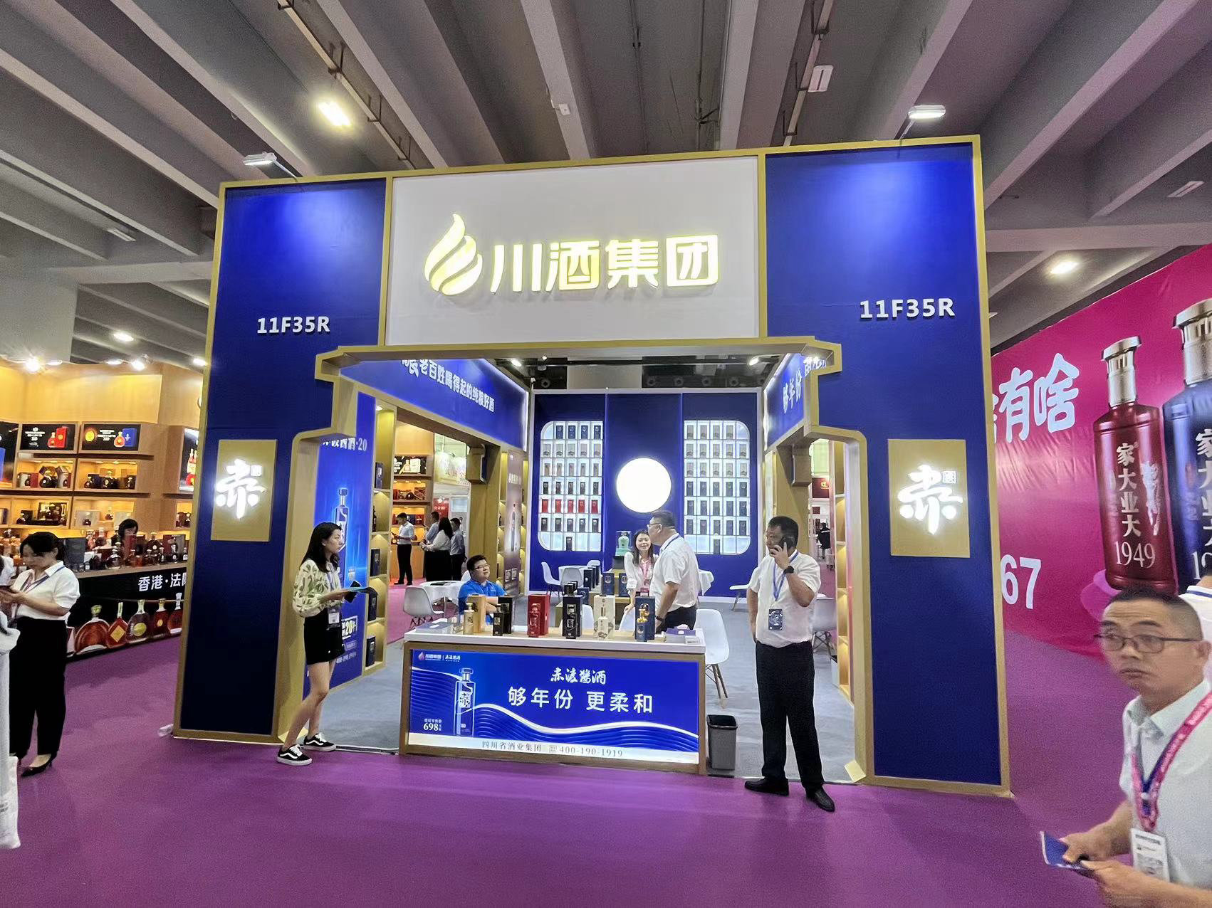  上海展台设计：现代简约风格，引领潮流