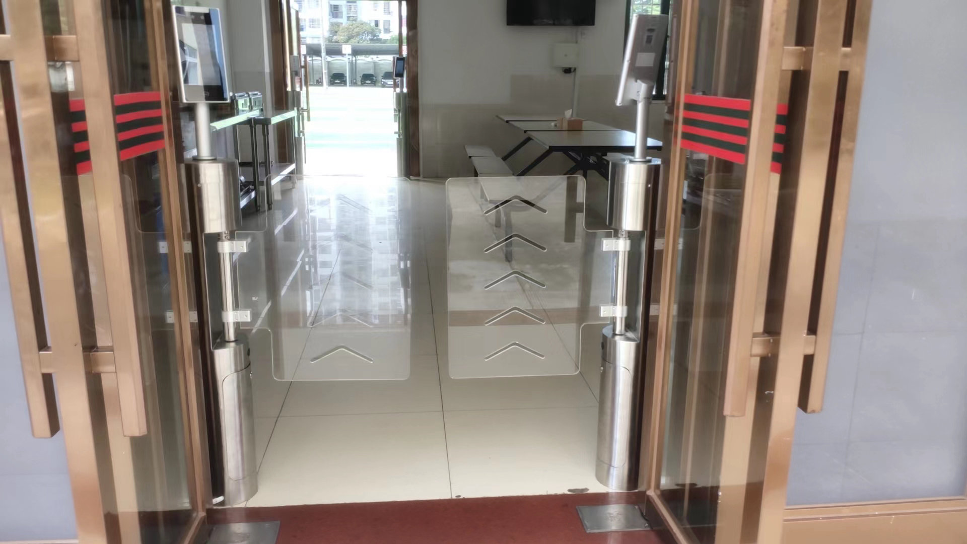 广西某部队圆柱摆闸