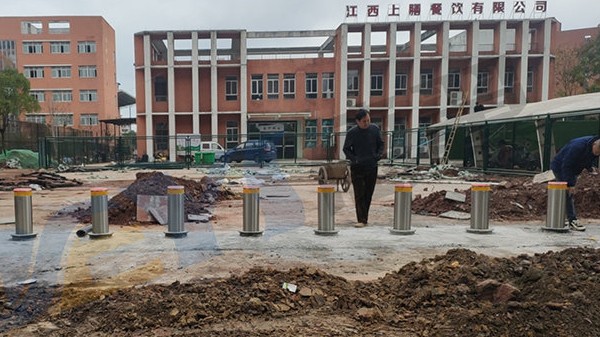 江西抚州二中学校升降柱