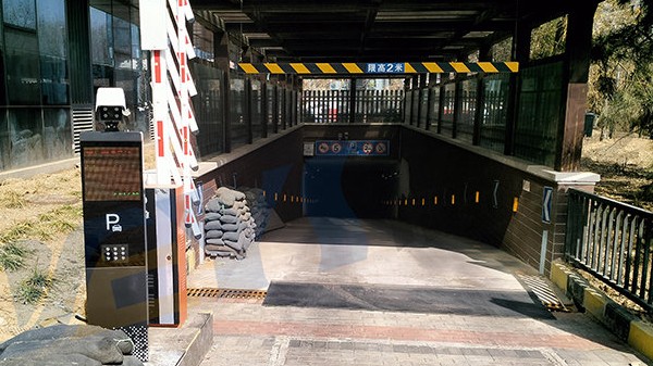 北京昌平大成物业车牌识别