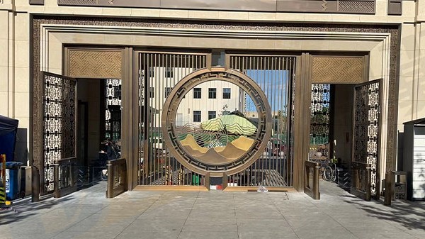 河北唐山某高档小区定制的古铜色闸机