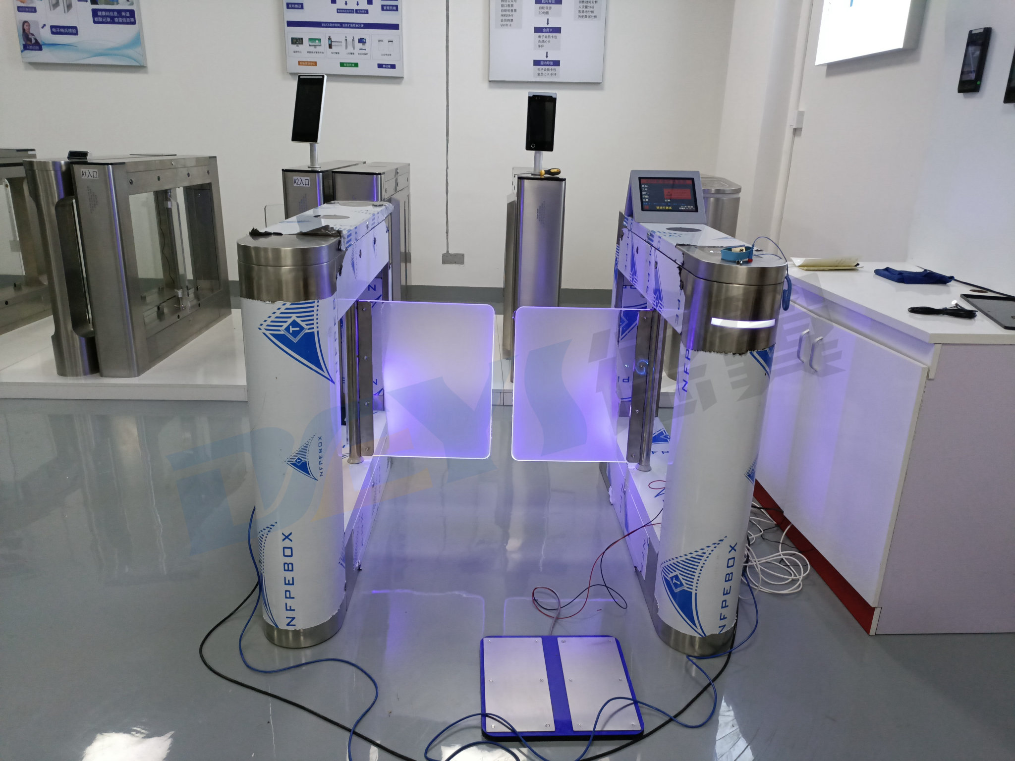 ESD静电检测闸机介绍