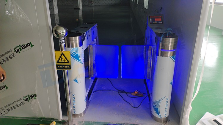 江苏常州某工厂静电闸机