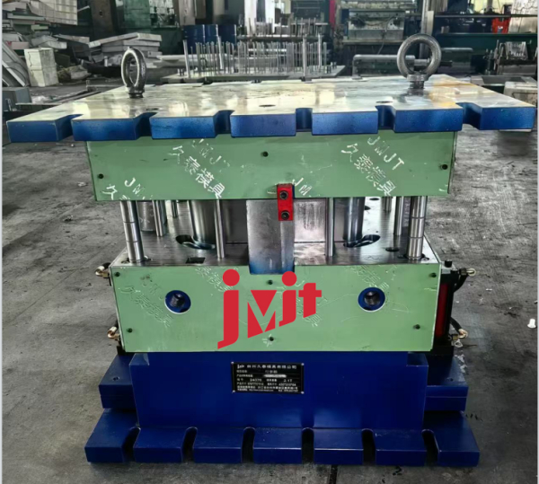 碳纤维复合材料成型工艺及应用介绍