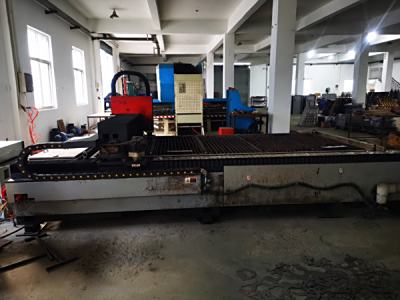 廠房設(shè)備-切割機