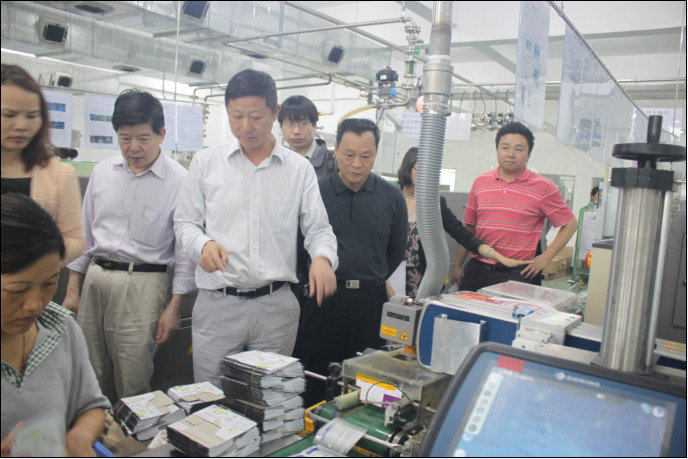 公安部、農(nóng)業(yè)部、工商總局等部委給予銀農(nóng)科技DCS自動(dòng)化生產(chǎn)線高度贊譽(yù)