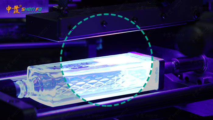 自動八色伺服絲印燙金一體印刷機