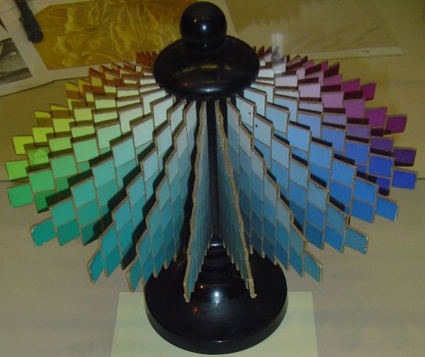 奥斯特色彩系统