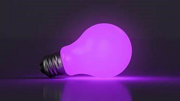 仪器在校准过程中，是否需要使用带有UV滤光玻璃的端口板？