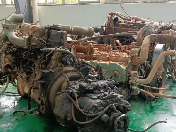 重庆报废汽车回收公司介绍汽车报废标准有哪些？