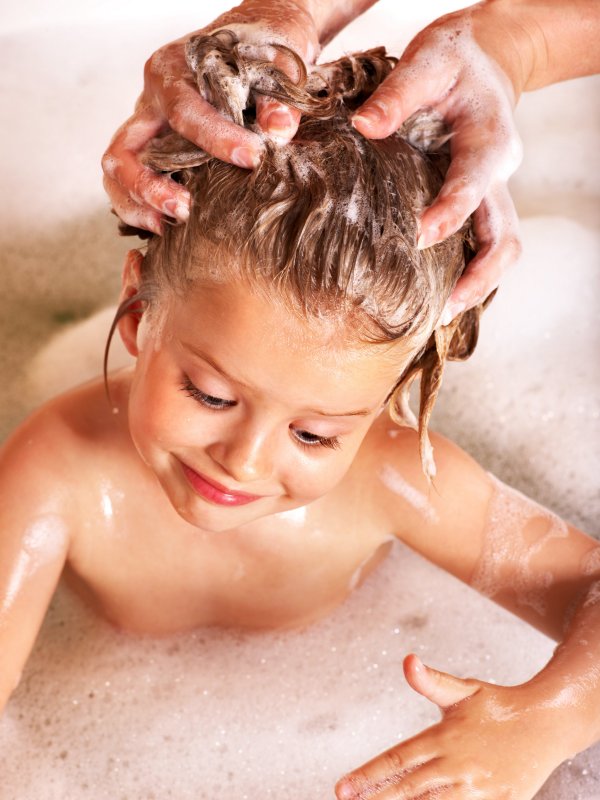 中国洗发护发市场新机遇： 从婴幼童护理到无水洗发的创新探索