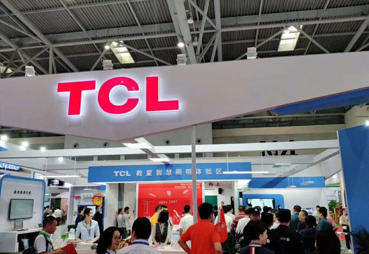 TCL教室智慧照明整体解决方案亮相第76届中国教育装备展