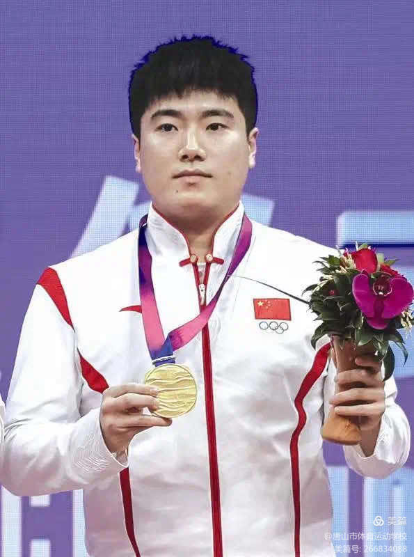我校培养输送的运动员梁靖崑杭州亚运会乒乓球男团摘金