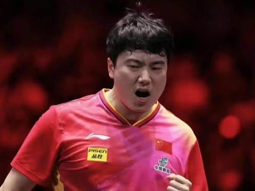 我校培养输送的乒乓球运动员梁靖崑获得个人单打第二名