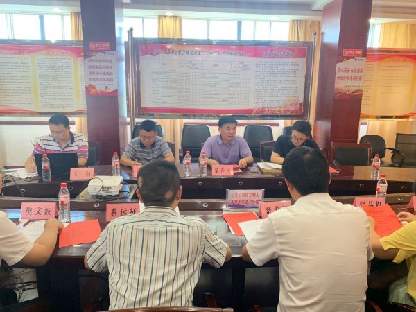 省城乡通信线路整治办黎开榜主任赴余干召开防汛通信保障及灾后线路重建座谈会