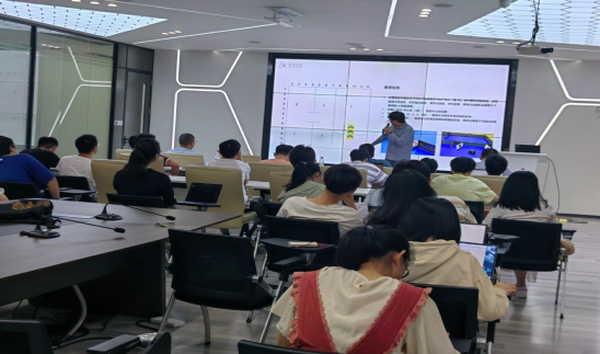 江西信息通信科技服务站协助承办 科大讯飞进校园技术科普讲座活动