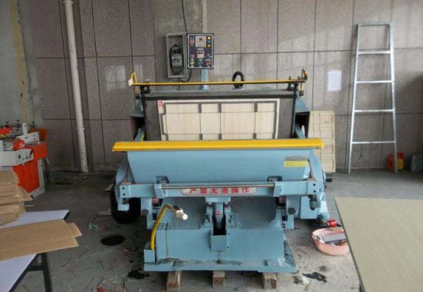 平壓平模切的正確操作流程