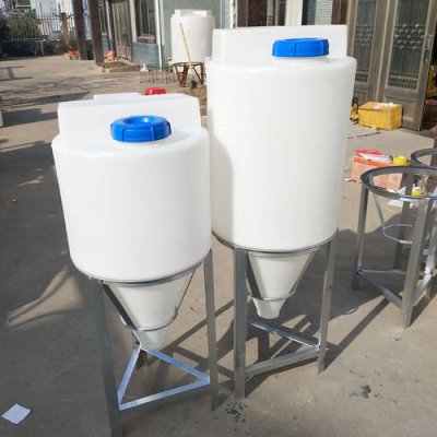 20噸塑料儲罐廠家哪家好？