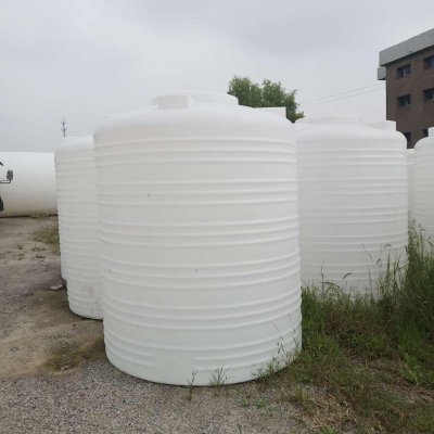 到底哪種塑料水箱比較耐用