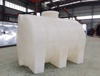 臥式塑料蓄水塔