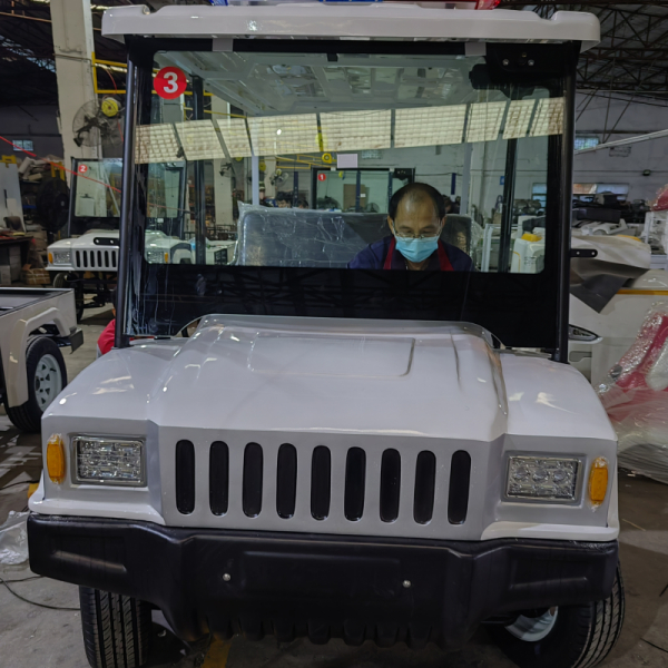 巡逻车助力龙东社区龙新社区