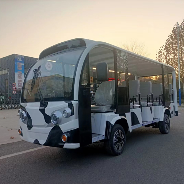 奶牛观光车车助力成都