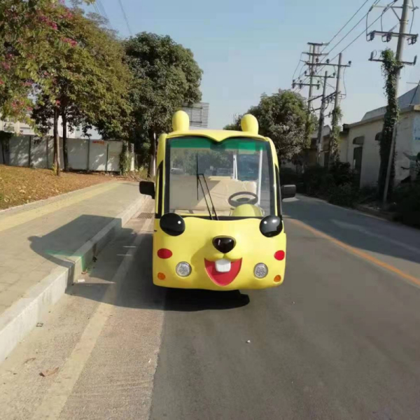 卡通观光车助力河源景区查理王国