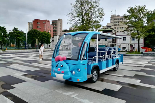 傲虎14座卡通观光车