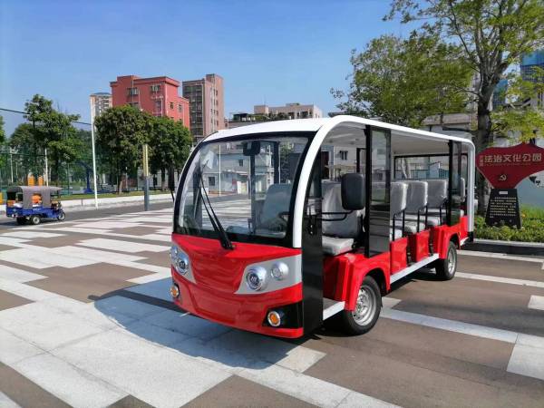 景区14座红色观光车