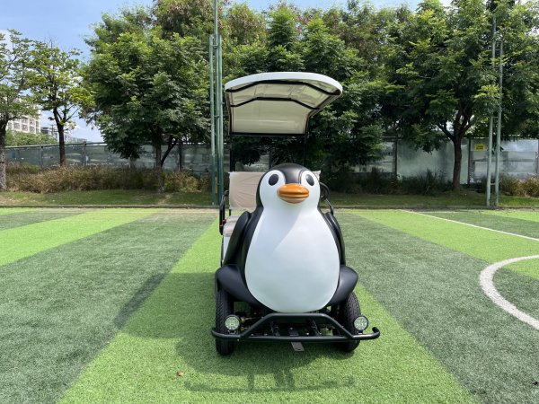 傲虎新品上市企鹅造型扫码代步车