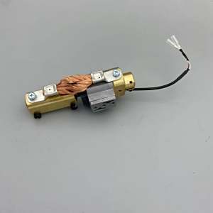 松下送丝机YW-60KCW1HAE机架TSM13273遥控器TSM97092防尘罩MDK50117-02送丝电机GML-25-1