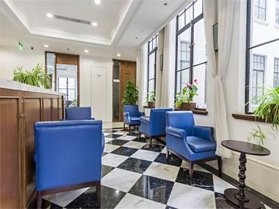 启麟（中一大楼）