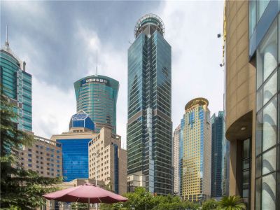 新上海国际大厦