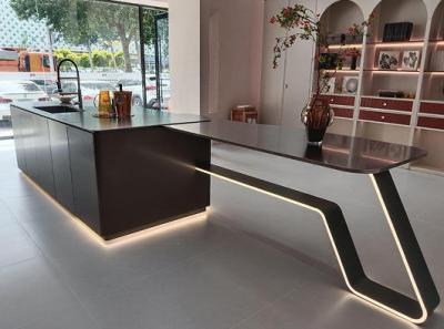 不锈钢橱柜：生活厨房的选择