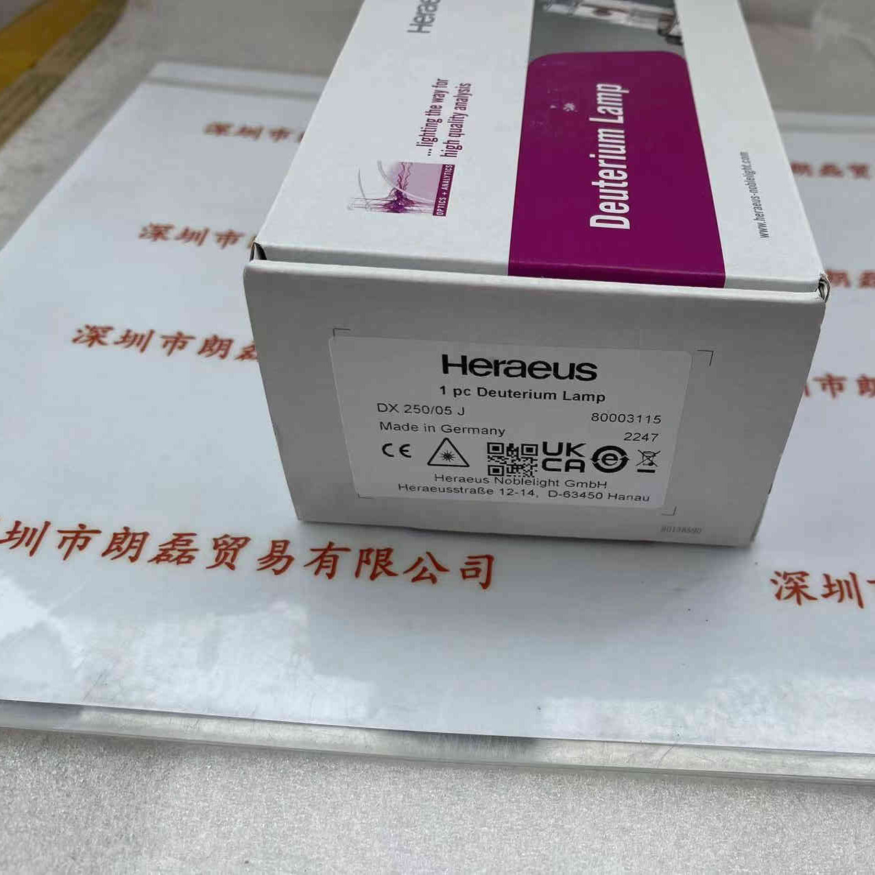 Heraeus贺利氏   DX 25005 J   80003115  氘灯