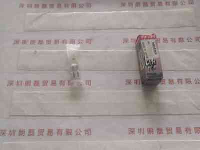 PHILIPS飞利浦  FCS A1-216 24V150WG6.35  卤素灯泡