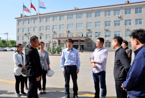 路南區區委書(shū)記孫輝福一行到神州集團進(jìn)行調研考察