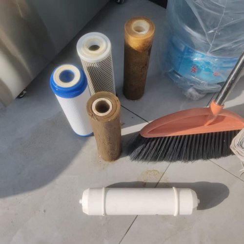 为了确保饮水安全，必须装上反渗透净水器