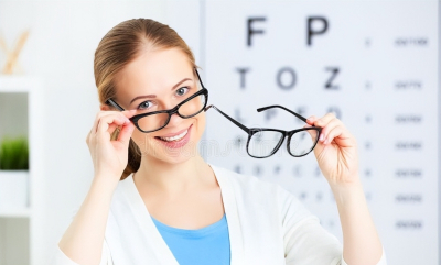 TR眼镜：轻盈与舒适的选择